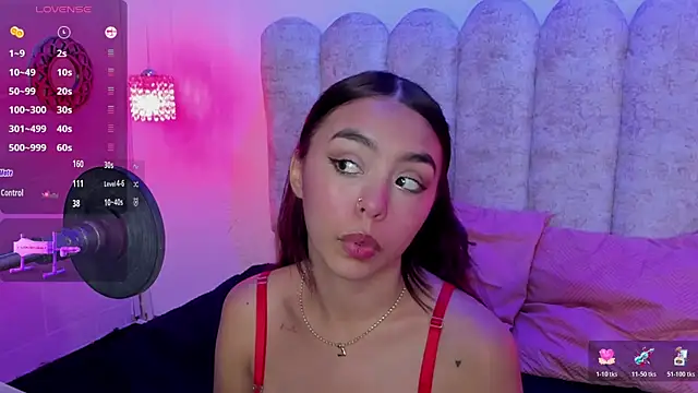 lanna brunette online show from 20, 11, 2025