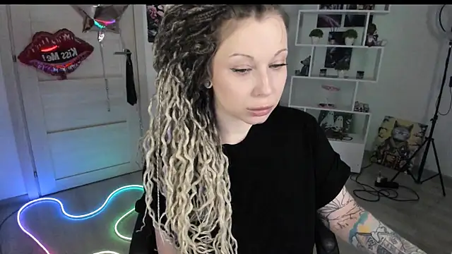 HoneySallyMoore online show from 27, 2, 2026