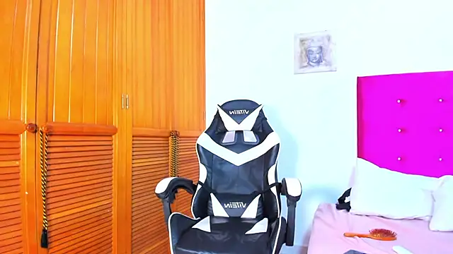 angel starxx online show from 20, 2, 2025