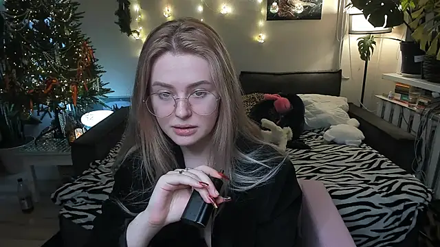 Alexa Pirs online show from 10, 1, 2026