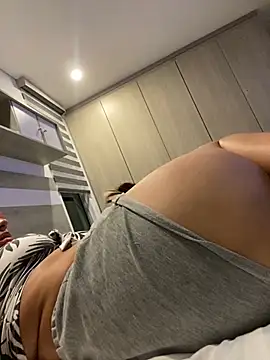 Scarlett-LS online show from 20, 2, 2025