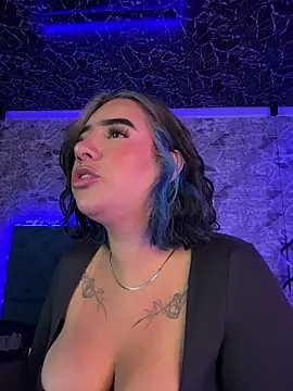 Scarlett-LS online show from 6, 4, 2026