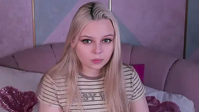 CLAIRE VOGT online show from 3, 3, 2025