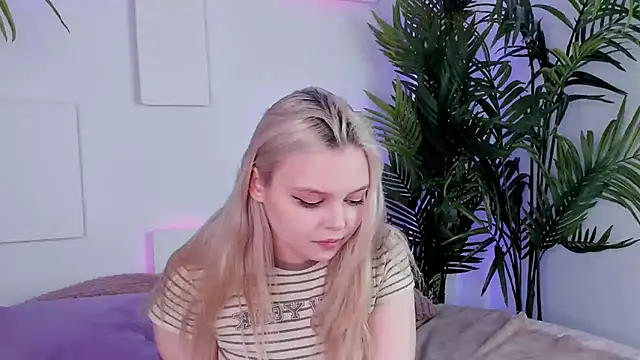 CLAIRE VOGT online show from 10, 3, 2025