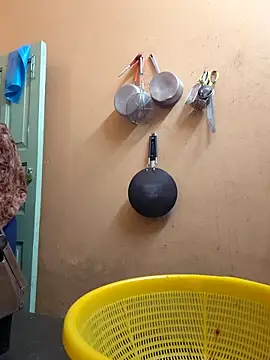 Snapshot of Lizza_boudi chatting on 2, 12, 2025 Lizza boudi online show from 2, 12, 2025