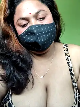 Snapshot of rani130 chatting on 16, 2, 2026 rani130 online show from 16, 2, 2026