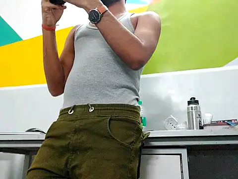 Snapshot of Lustyluckyy chatting on 25, 2, 2025 Lustyluckyy online show from 25, 2, 2025