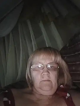 Snapshot of Violet5364 chatting on 15, 4, 2026 Violet5364 online show from 15, 4, 2026