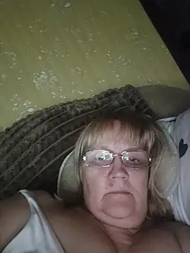Snapshot of Violet5364 chatting on 15, 5, 2026 Violet5364 online show from 15, 5, 2026