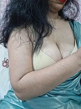 Snapshot of Jassi_Does chatting on 20, 5, 2026 Jassi Does online show from 20, 5, 2026