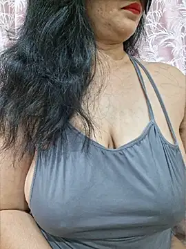 Snapshot of Jassi_Does chatting on 22, 5, 2026 Jassi Does online show from 22, 5, 2026