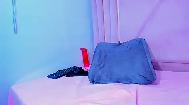 EvansDarling online show from 13, 3, 2025