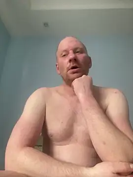 Krzysiekg123 online show from 14, 2, 2026