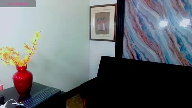 Snapshot of katha_Crawford chatting on 6, 7, 2026 katha Crawford online show from 6, 7, 2026