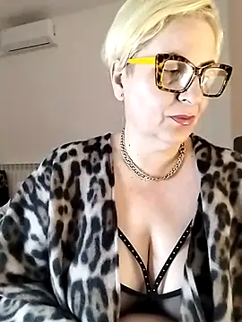 Snapshot of Pumabionda chatting on 6, 3, 2026 Pumabionda online show from 6, 3, 2026