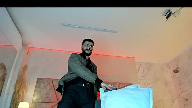 Snapshot of DickGriffith_ chatting on 18, 1, 2026 DickGriffith online show from 18, 1, 2026