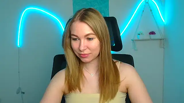 Snapshot of Dana_flowers chatting on 7, 5, 2026 Dana flowers online show from 7, 5, 2026