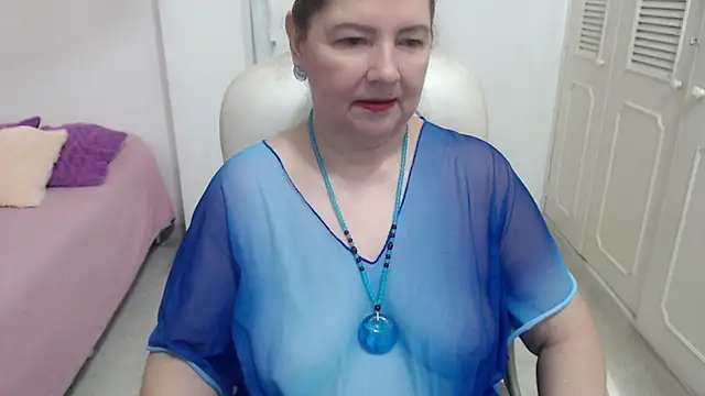 Snapshot of leonela_69 chatting on 6, 7, 2026 leonela 69 online show from 6, 7, 2026
