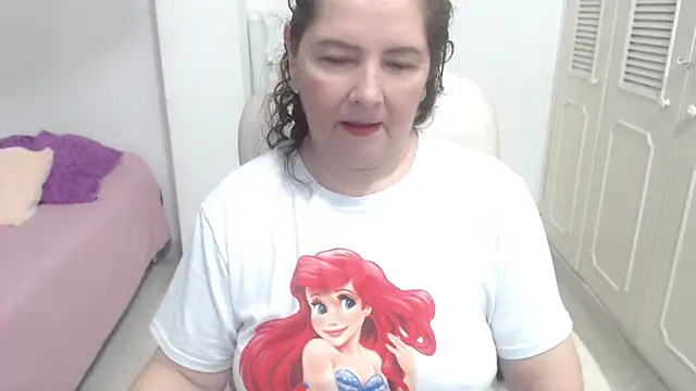 Snapshot of leonela_69 chatting on 9, 7, 2026 leonela 69 online show from 9, 7, 2026