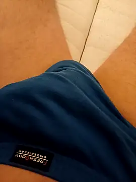 flo000031 online show from 15, 3, 2025