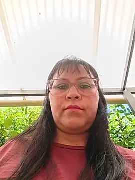 Snapshot of promiscuous-indecent-momm chatting on 26, 5, 2026 promiscuous-indecent-momm online show from 26, 5, 2026