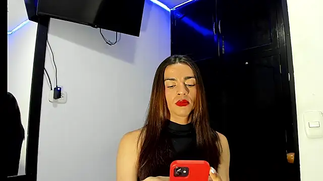 Dollcatalina online show from 4, 3, 2025