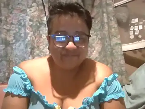 erinadarling79 online show from 18, 2, 2025