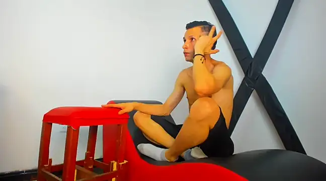 Isak Millan online show from 13, 2, 2025