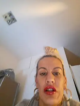 Snapshot of sujaila chatting on 25, 2, 2025 sujaila online show from 25, 2, 2025