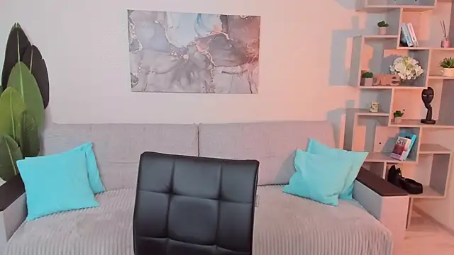 GabriellaMays online show from 16, 9, 2025