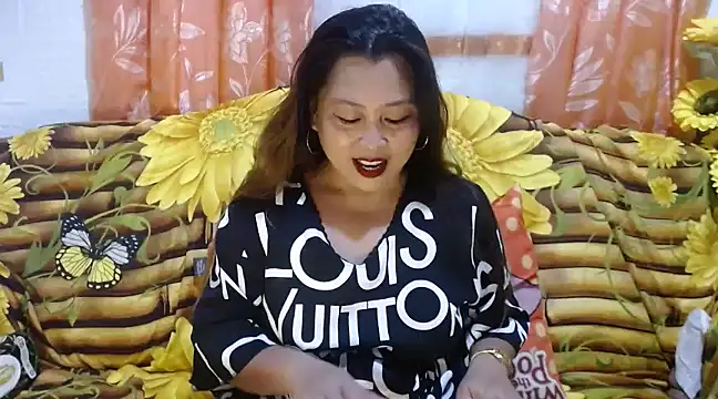 UrSweetClassyPinay online show from 8, 12, 2024