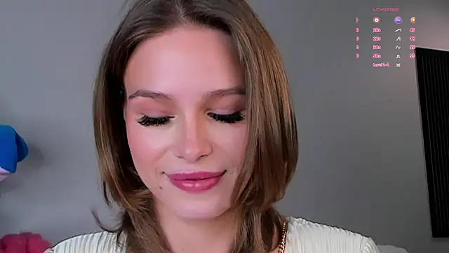 TaiteBayles online show from 28, 9, 2025