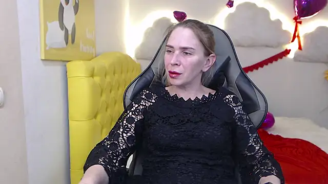 TessaDaybreak online show from 16, 3, 2025