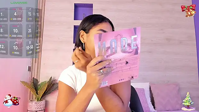 Snapshot of Lana_Starlett chatting on 28, 11, 2025 Lana Starlett online show from 28, 11, 2025