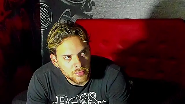 Snapshot of arnold_bekam chatting on 14, 2, 2025 arnold bekam online show from 14, 2, 2025