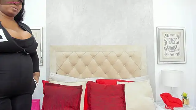 KimberlyBigBoobs online show from 20, 4, 2026