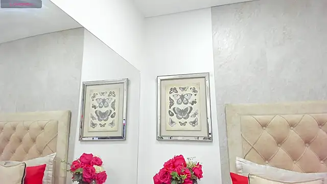 KimberlyBigBoobs online show from 21, 4, 2026