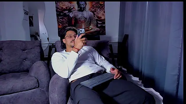 Valentino Dosantos  online show from 13, 2, 2026