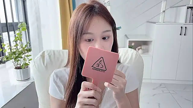 Cassie-20 online show from 17, 10, 2025