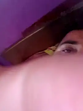 Snapshot of susthovai chatting on 12, 3, 2026 susthovai online show from 12, 3, 2026