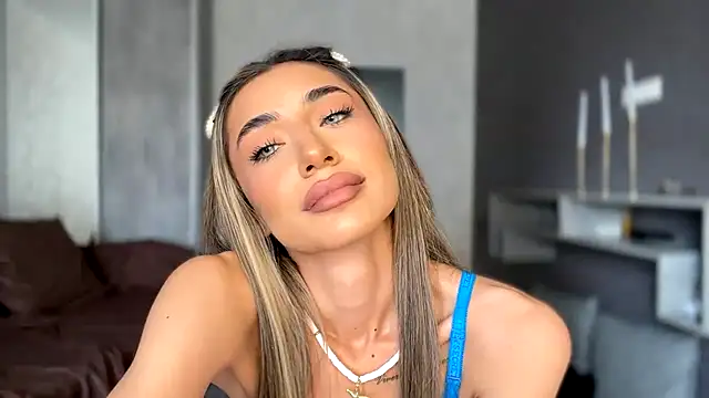 Snapshot of alissadreams chatting on 28, 6, 2026 alissadreams online show from 28, 6, 2026