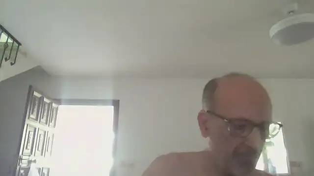Snapshot of llopaco chatting on 2, 7, 2026 llopaco online show from 2, 7, 2026