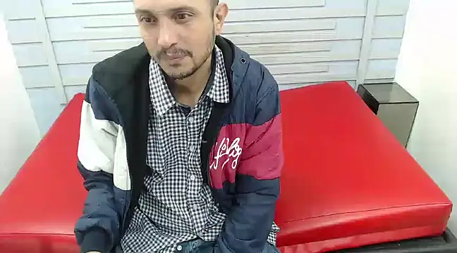 Snapshot of JhonTorres018 chatting on 27, 2, 2025 JhonTorres018 online show from 27, 2, 2025