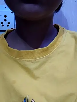 Snapshot of Aaradhna-hoy chatting on 9, 9, 2025 Aaradhna-hoy online show from 9, 9, 2025