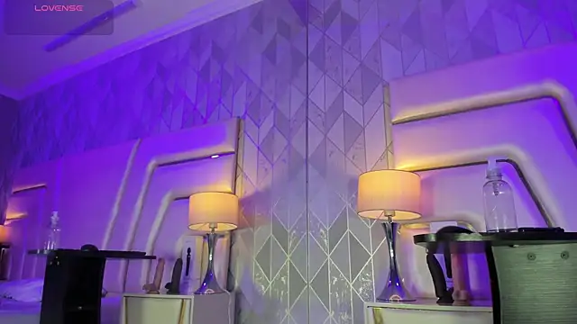 AnahisBennett online show from 10, 1, 2026