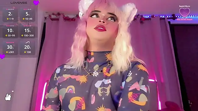 Snapshot of BabyNaomi2 chatting on 28, 10, 2025 BabyNaomi2 online show from 28, 10, 2025