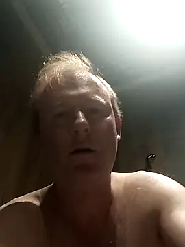 Snapshot of petermiki57 chatting on 15, 10, 2025 petermiki57 online show from 15, 10, 2025