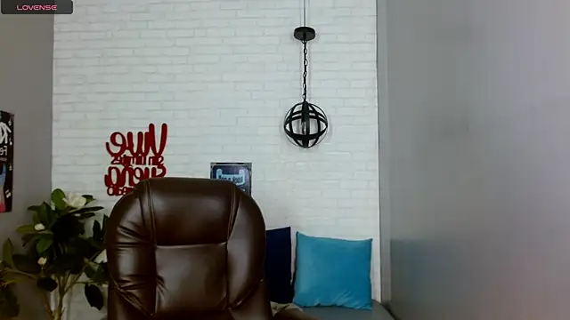 Snapshot of Martin_Linares chatting on 21, 2, 2025 Martin Linares online show from 21, 2, 2025