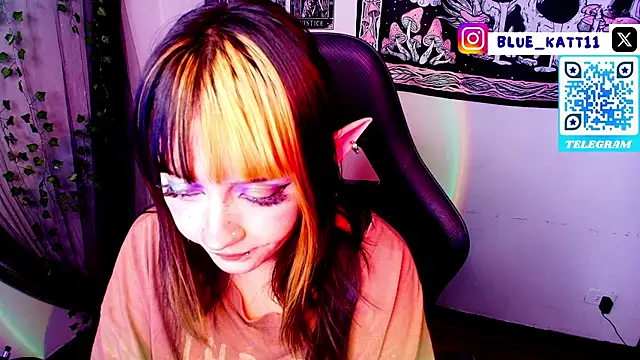 Snapshot of blue_katt chatting on 22, 7, 2026 blue katt online show from 22, 7, 2026