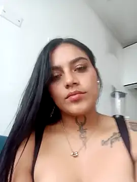 Snapshot of Emily_sharlot chatting on 2, 3, 2025 Emily sharlot online show from 2, 3, 2025